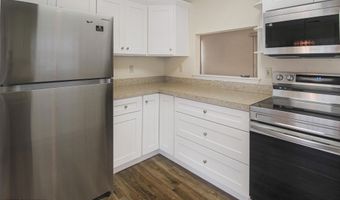 2 Morning Glory Ln, Whiting, NJ 08759