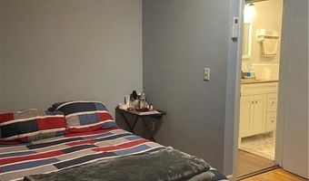 12 Third School St 2, Bristol, RI 02809