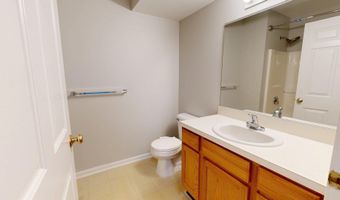 2767 S Knightsbridge Cir, Ann Arbor, MI 48105
