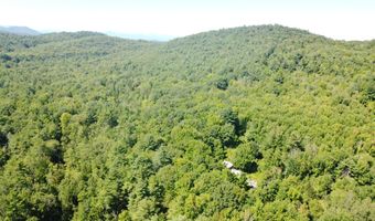 8 Graffam Rd, Baldwin, ME 04091