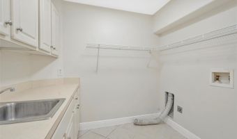5909 ZAKI Ln, Apollo Beach, FL 33572