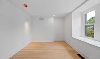 252 SUMAC St, Philadelphia, PA 19128