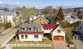 49 Third St, Newport, RI 02840