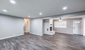 410 Highland Dr, Arkansas City, KS 67005