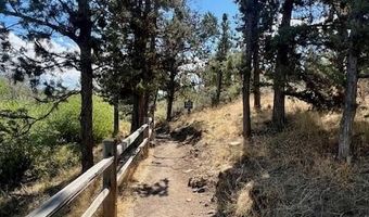 3175 NW Clubhouse Dr, Bend, OR 97703