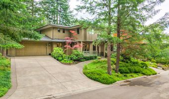 611 Forest St, Ashland, OR 97520