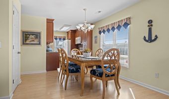 215 E Ft Macon Rd, Atlantic Beach, NC 28512