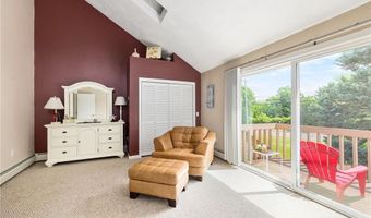 264 Boston Neck Rd, Narragansett, RI 02882