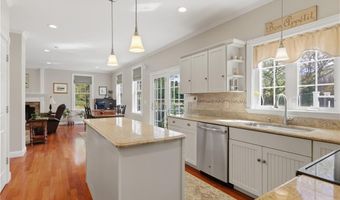 23 Whipple Rd, Glocester, RI 02814