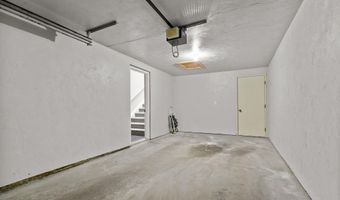 2470 W GLENDALE Ave 2D, Appleton, WI 54914