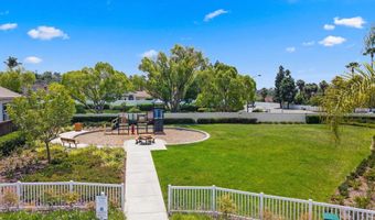 729 Mosaic Cir, Oceanside, CA 92057