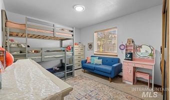 204 W Kerby St, Cascade, ID 83611