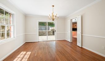 5520 WESTBARD Ave, Bethesda, MD 20816