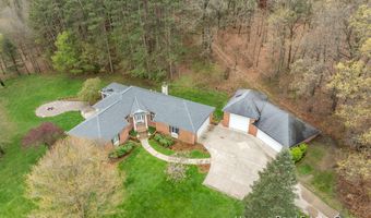 9200 Bailey Dr NE, Ada, MI 49301