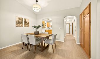 920 Mountain Meadows Cir, Ashland, OR 97520