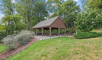 500 POLO Ln, Wrightsville, PA 17368