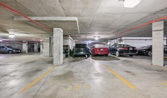 7111 WOODMONT Ave 814, Bethesda, MD 20815