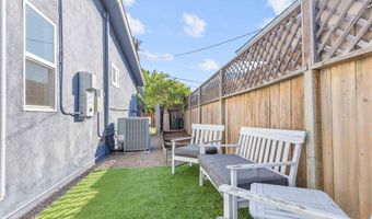 533 Vine St, Oceanside, CA 92054