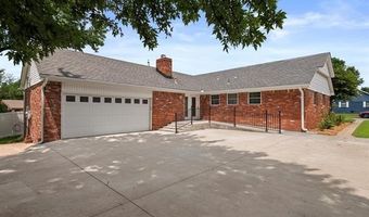 927 Macklyn Ln, Bartlesville, OK 74006