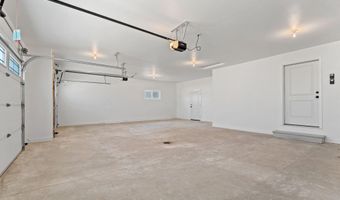 625 KIRKLAND Ave, Algoma, WI 54201