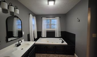 93 Penny Ln, Albany, KY 42602