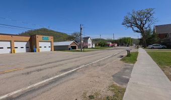 1240 N Main St, Altura, MN 55910