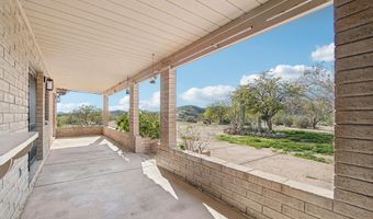 35190 S APRIL Dr, Black Canyon City, AZ 85324