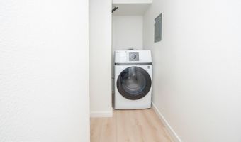 431 E 45th Ave, Anchorage, AK 99503