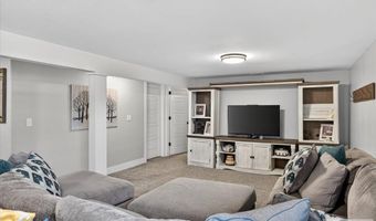 4593 Sawtooth St, Chubbuck, ID 83202