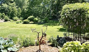 78 Wellington Dr, Chesterfield, NH 03462