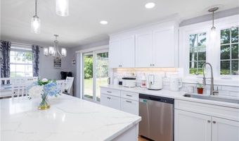 1 Grant Dr, Coventry, RI 02816