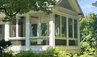 54 Muirfield Rd, Burlington, VT 05408