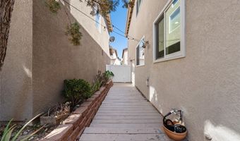 136 Woodcrest Ln, Aliso Viejo, CA 92656