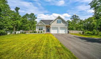 71 Signature Dr, Barrington, NH 03825