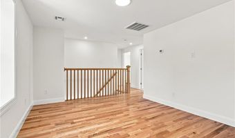 38 Winsor St, Cumberland, RI 02864