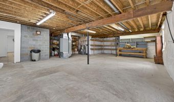 584 S POES Rd, Amissville, VA 20106