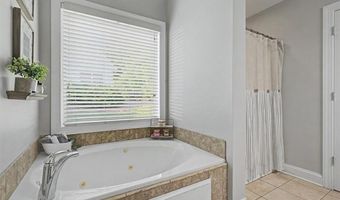 17 Maple Grove Dr, Adairsville, GA 30103