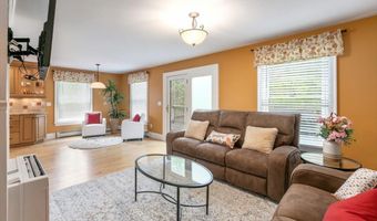 149 Pheasant Run Dr, Chester, NH 03036