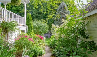 124 Union St, Belfast, ME 04915