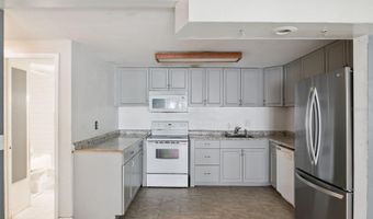 13602 PALM Dr, Astatula, FL 34705