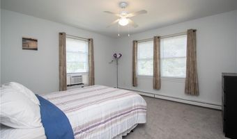20 Morrison Ave, Middletown, RI 02842