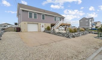 257 Sandlewood Dr, Bayville, NJ 08721