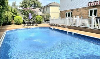 26 Altoona Ave, Staten Island, NY 10306