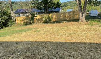 203 Lakeview Cir, Bean Station, TN 37708