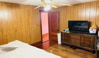 27 Warwick Ave, Athol, MA 01331