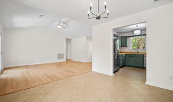 7 Grandiflora Ln, Beaufort, SC 29907