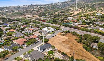 8 Clipper Rd, Rancho Palos Verdes, CA 90275