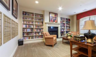 14241 KINGS CROSSING Blvd 211, Boyds, MD 20841