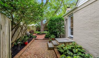 1504 LAFAYETTE Dr, Alexandria, VA 22308