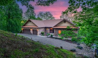 171 Camp Davis Rd, Banner Elk, NC 28604